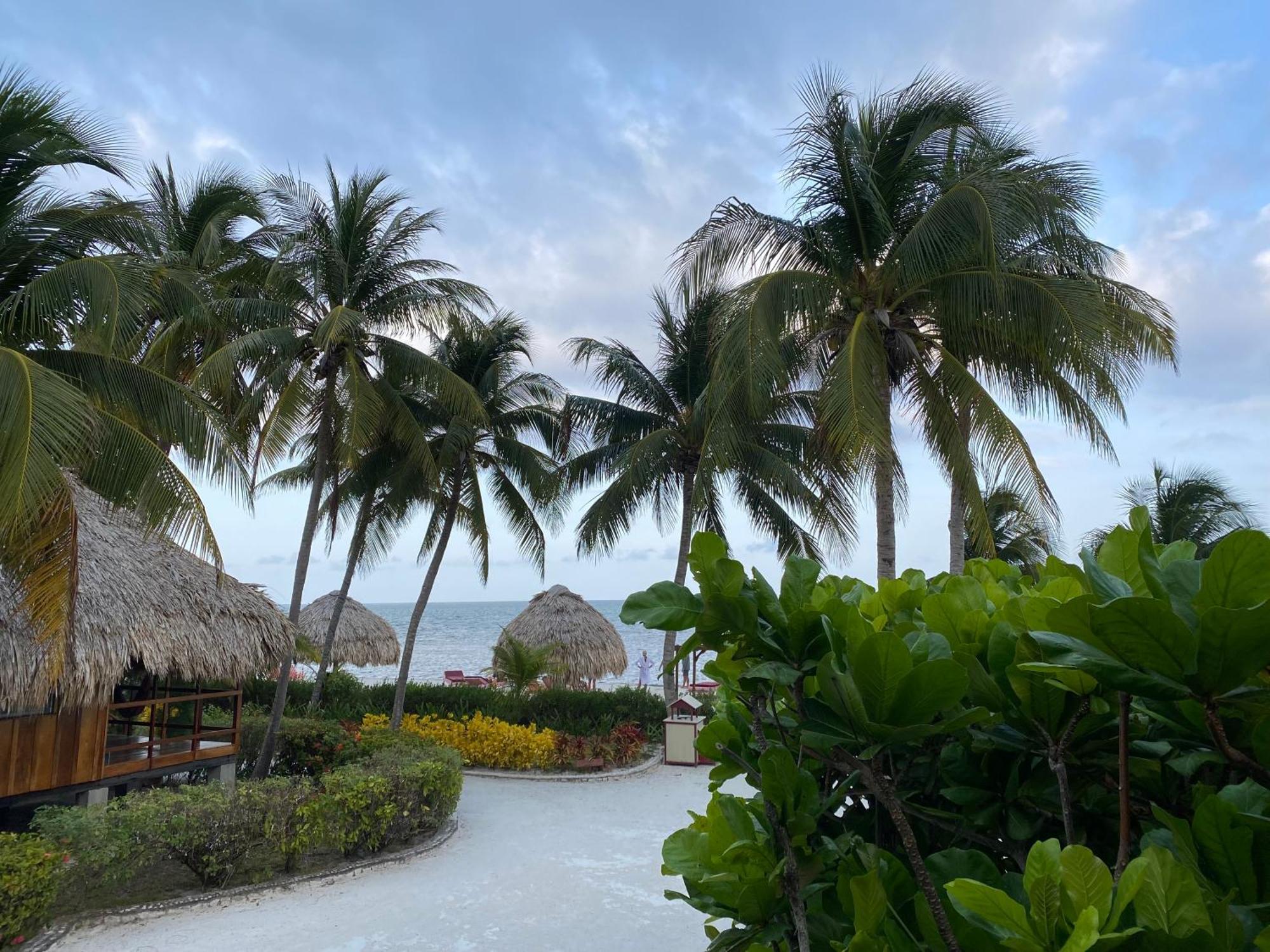 St. George'S Caye Resort Belize City Esterno foto